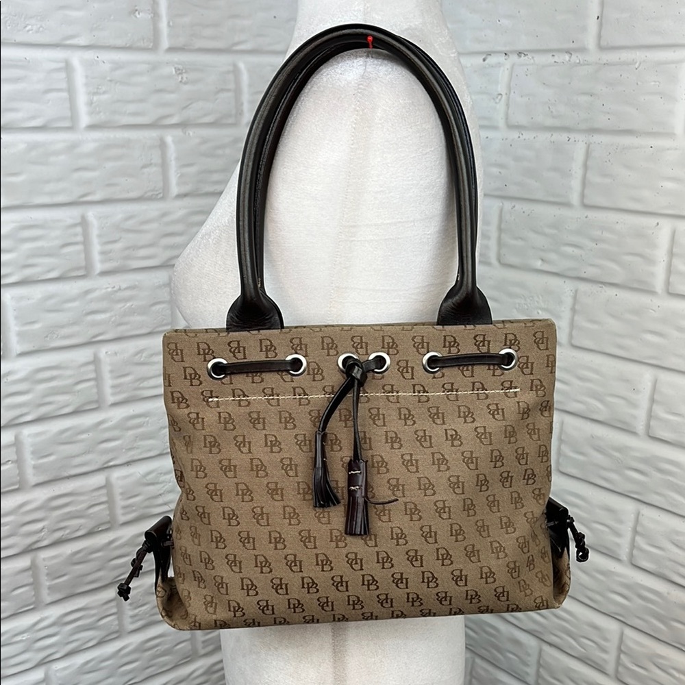 DOONEY & BOURKE SIGNATURE LOGO DB CANVAS BROWN WITH LEATHER TRIM